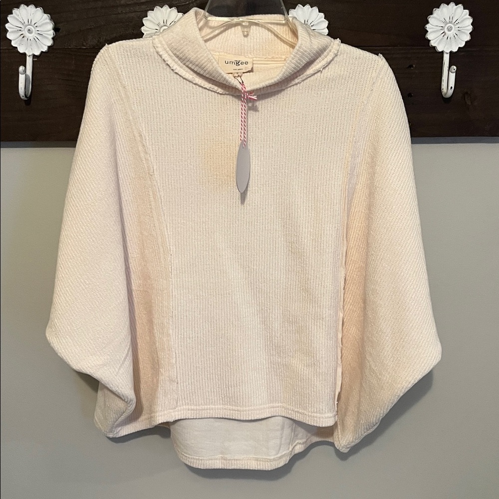 NWT Umgee top/poncho